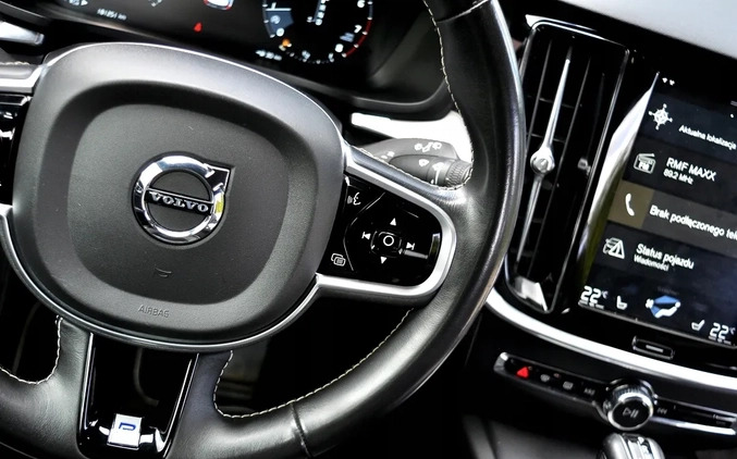 Volvo V60 cena 98900 przebieg: 179000, rok produkcji 2020 z Płock małe 781